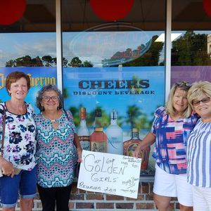 Meet your Posher, Vicki